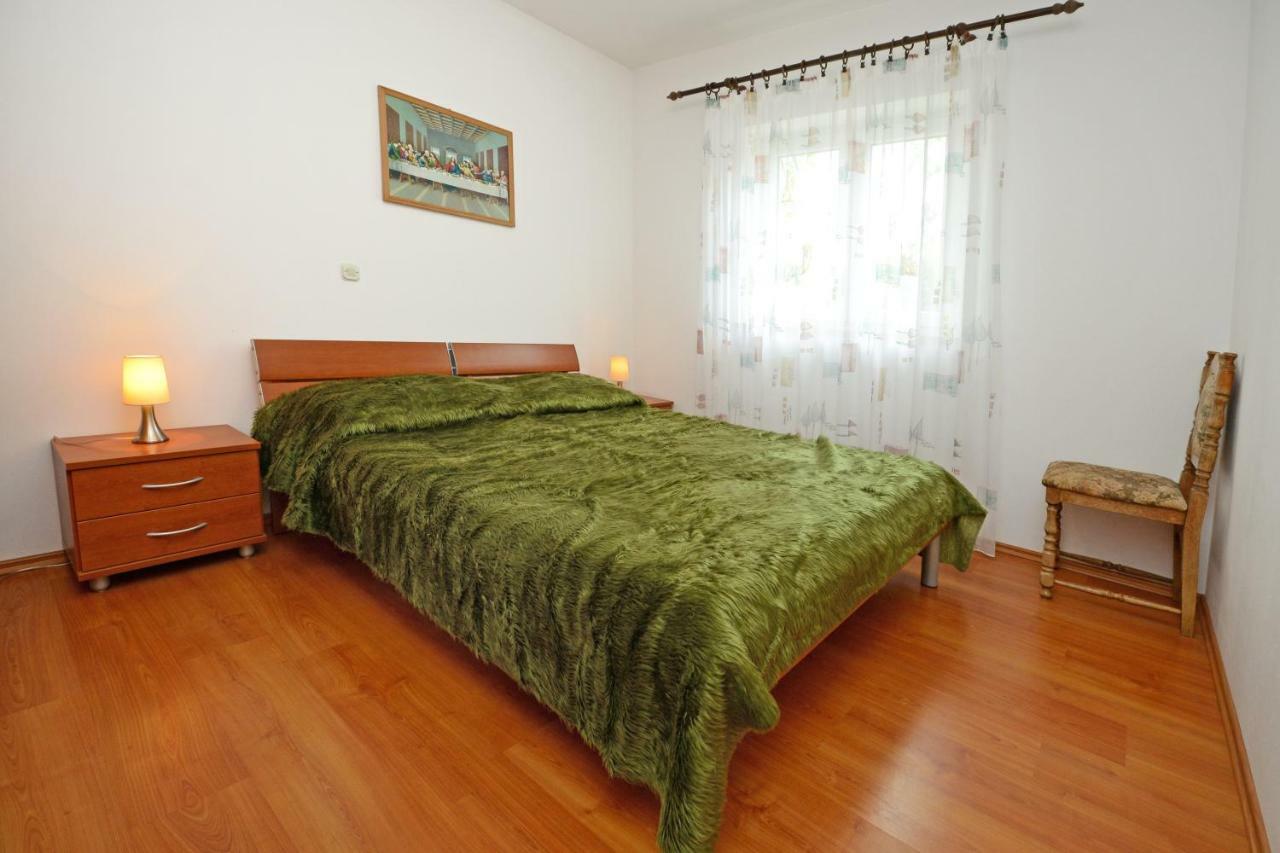 Apartmani Kramar Πόρετς Εξωτερικό φωτογραφία
