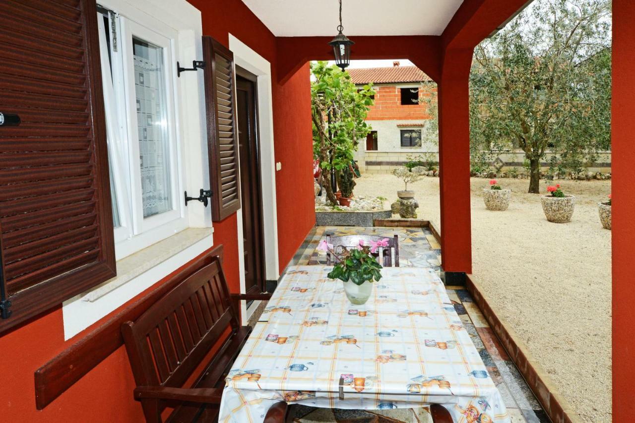 Apartmani Kramar Πόρετς Εξωτερικό φωτογραφία